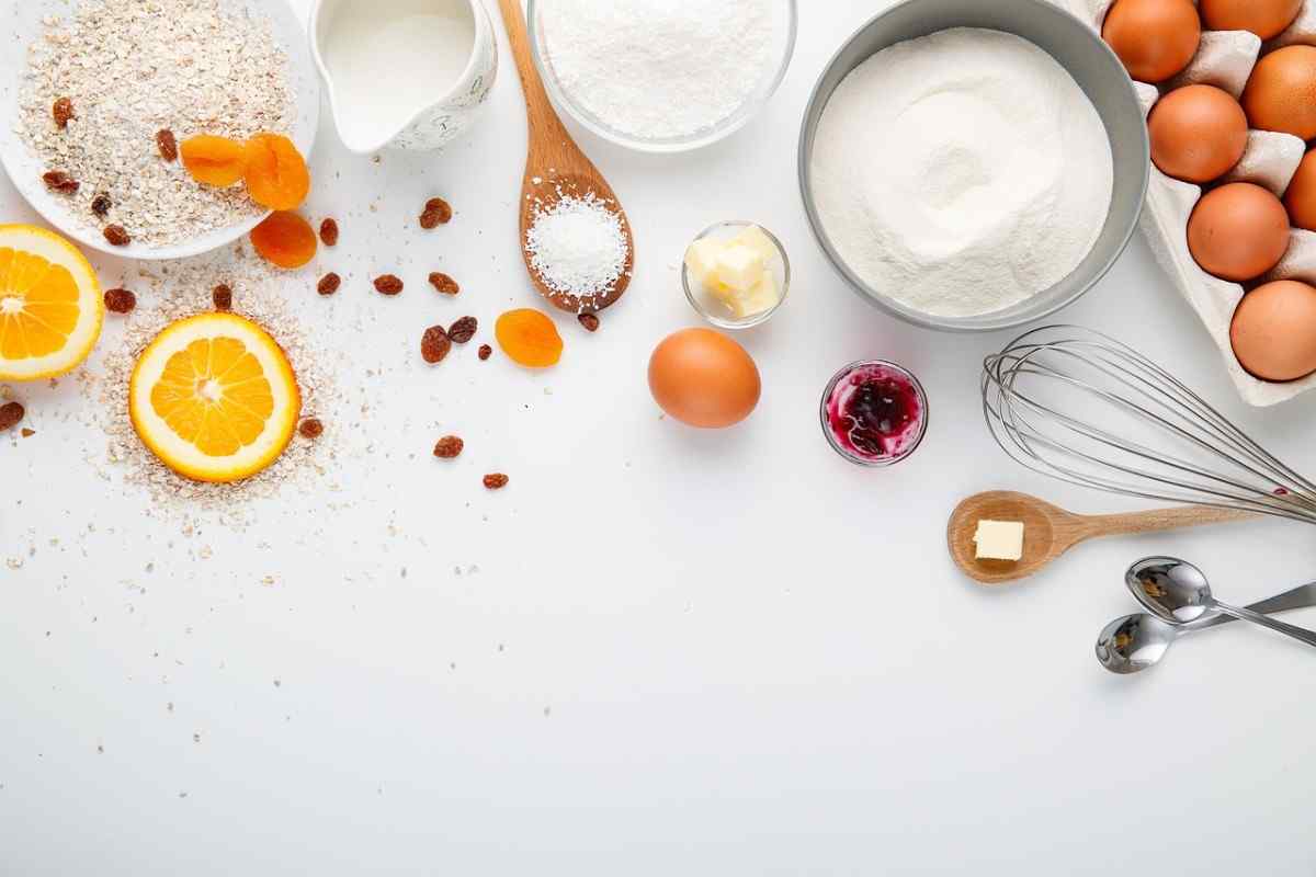 Read more about the article How to Make Your Skin Glow Naturally at Home Using Rice Flour, Honey, Tomato, Curd & Sugar